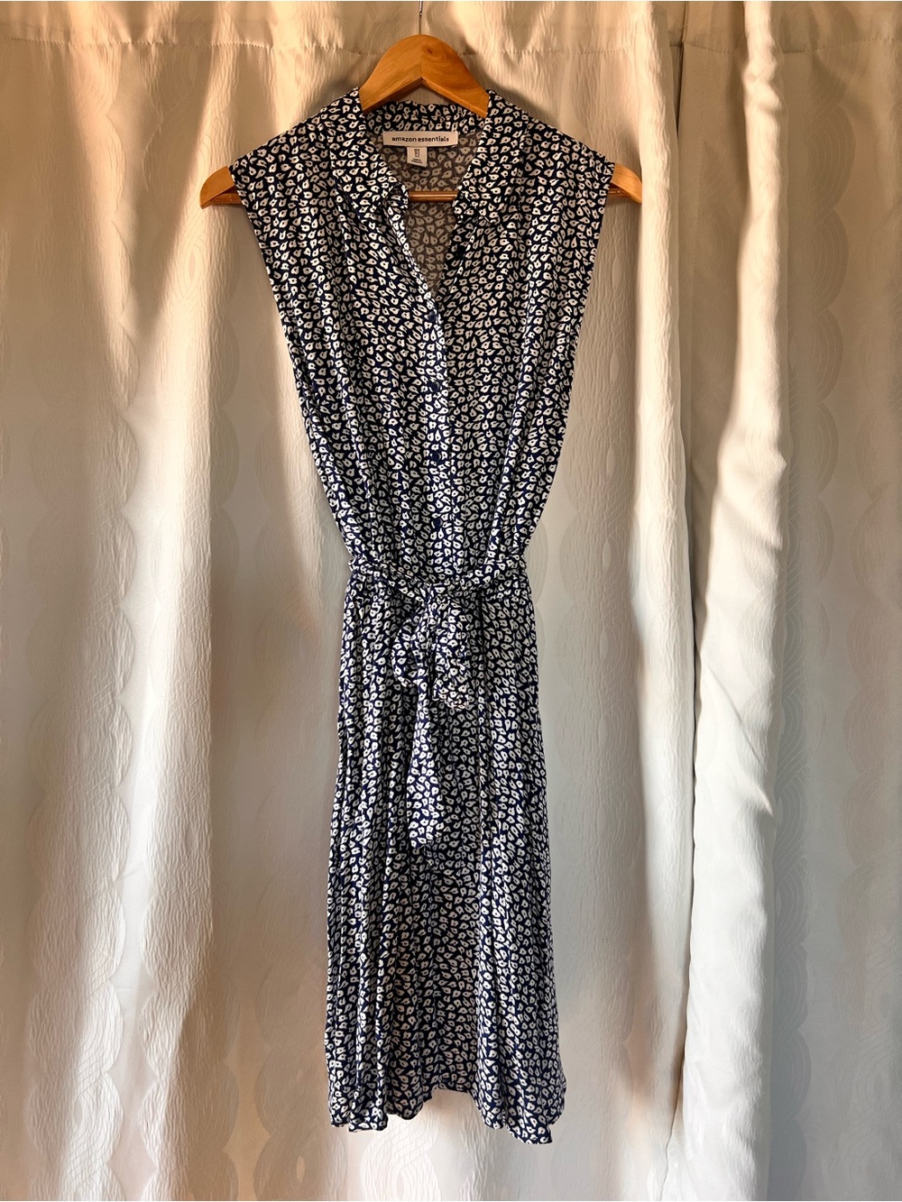 Amazon Essentials Navy & White Printed Sleeveless Tie-Waist Midi Dress